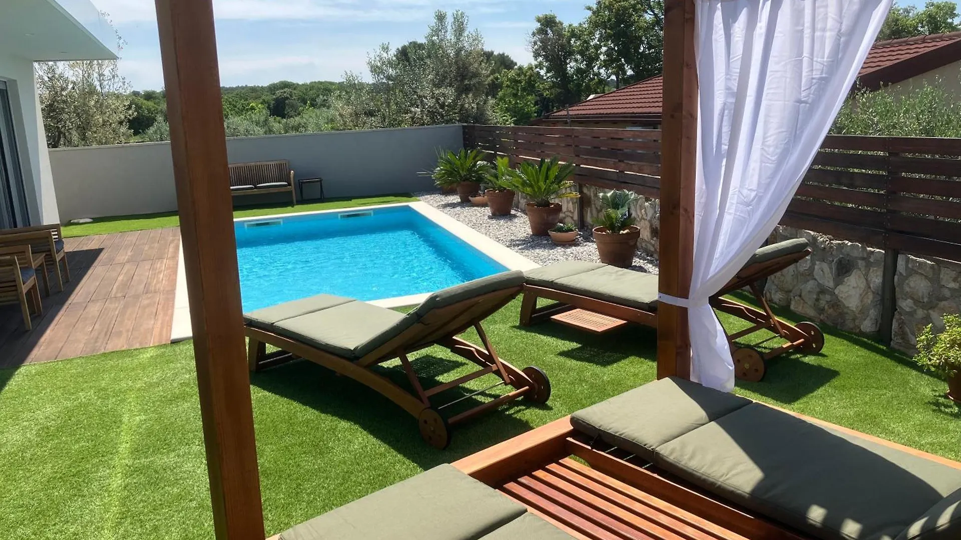 Cubic Villa Peroj
