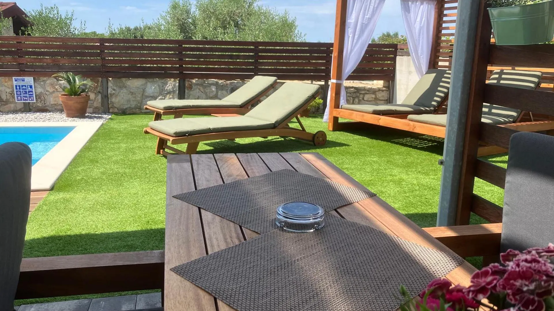 Holiday home Cubic Villa Peroj